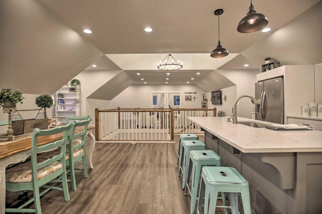 Chic Farmhouse With Creek In Heart Of Wine Country! マクミンヴィル エクステリア 写真