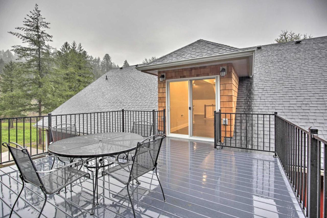 Chic Farmhouse With Creek In Heart Of Wine Country! マクミンヴィル エクステリア 写真