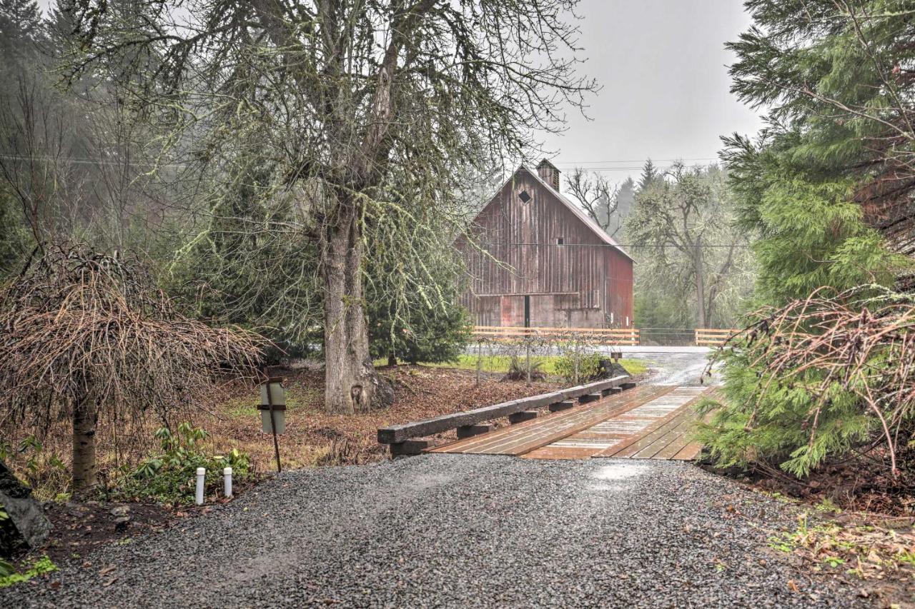 Chic Farmhouse With Creek In Heart Of Wine Country! マクミンヴィル エクステリア 写真